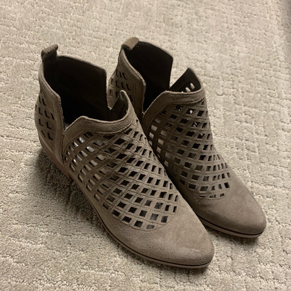 Suede Booties SZ 9